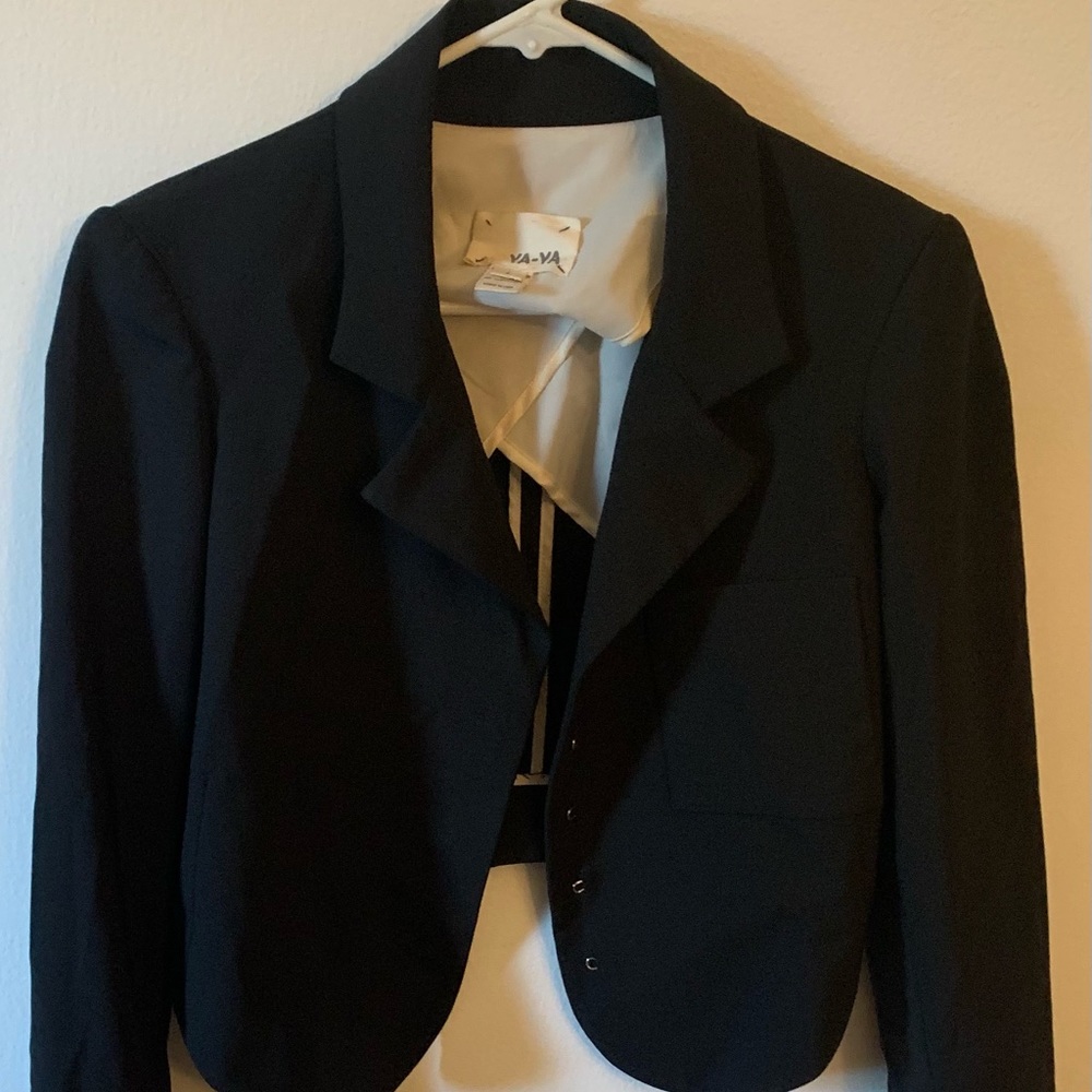 BLACK CORSET BLAZER CROP TOP